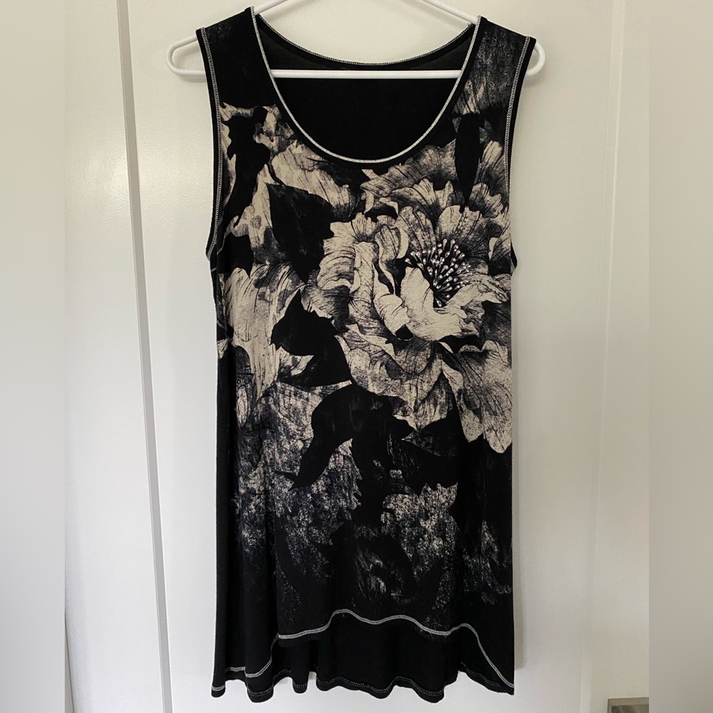 High Low Sleeveless  Floral Top